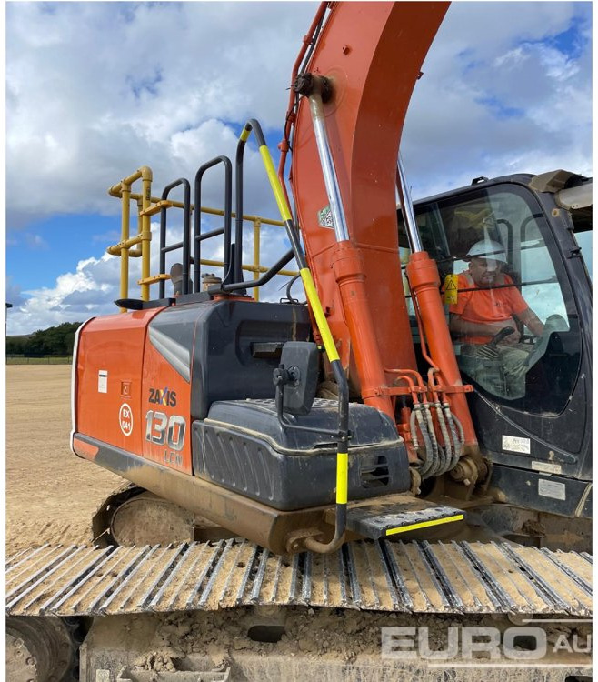 2022 Hitachi ZX130LCN-7 - Excavadora de cadenas: foto 4 2022 Hitachi ZX130LCN-7 - Excavadora de cadenas: foto 4