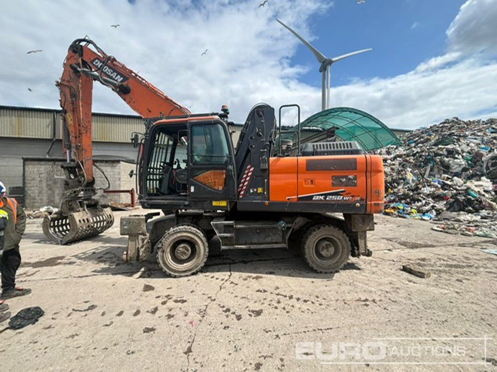 2023 Doosan DX250WMH-7 - Excavadora de ruedas: foto 1 2023 Doosan DX250WMH-7 - Excavadora de ruedas: foto 1