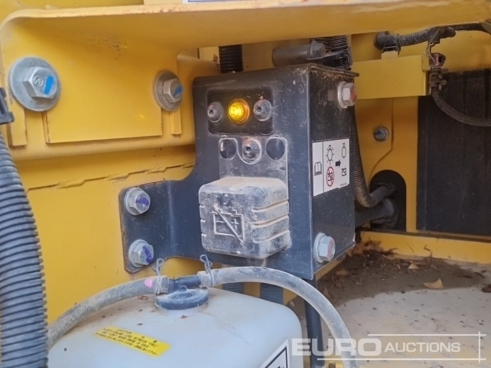 Excavadora de cadenas 2023 Komatsu PC210LC-11E0: foto 31