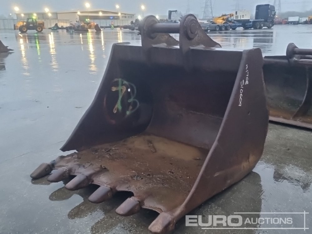 58" Digging Bucket 80mm Pin to suit 20 Ton Excavator - Cazo: foto 1 58" Digging Bucket 80mm Pin to suit 20 Ton Excavator - Cazo: foto 1