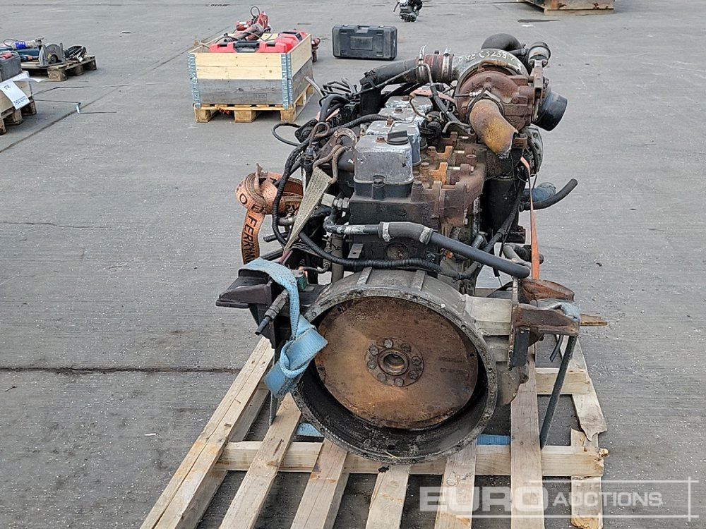 6 Cylinder Engine - Motor: foto 4 6 Cylinder Engine - Motor: foto 4