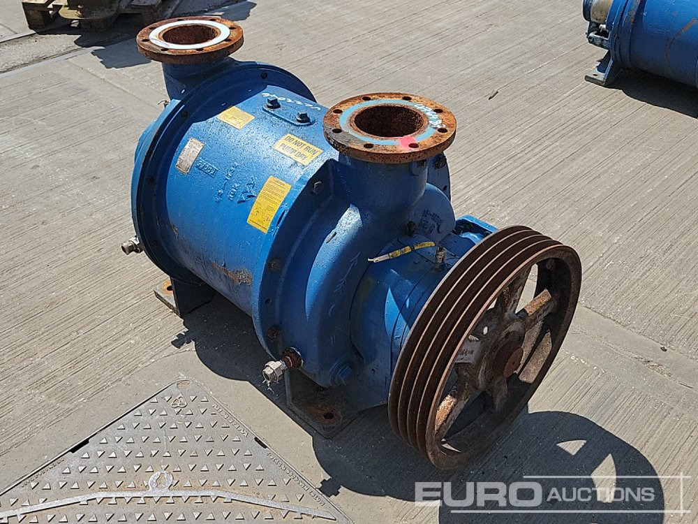 6" Water Pump - Bomba de agua: foto 1 6" Water Pump - Bomba de agua: foto 1