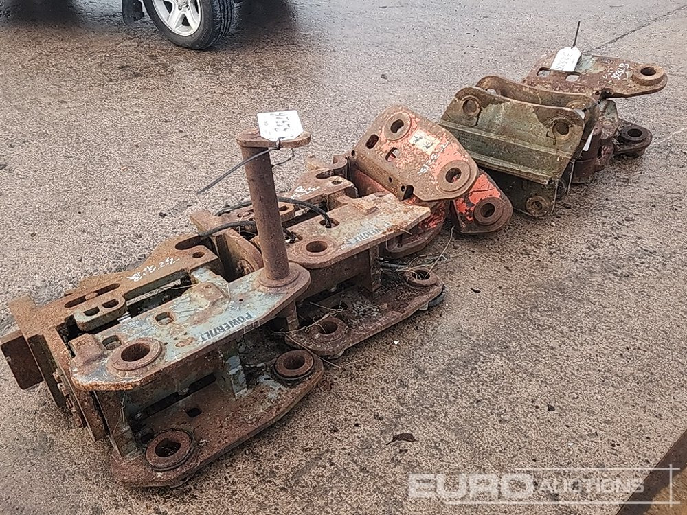 60/65mm Tilting Quick Hitch (4 of) Hitch Adaptor (1 of) - Acoplamiento rápido: foto 3 60/65mm Tilting Quick Hitch (4 of) Hitch Adaptor (1 of) - Acoplamiento rápido: foto 3