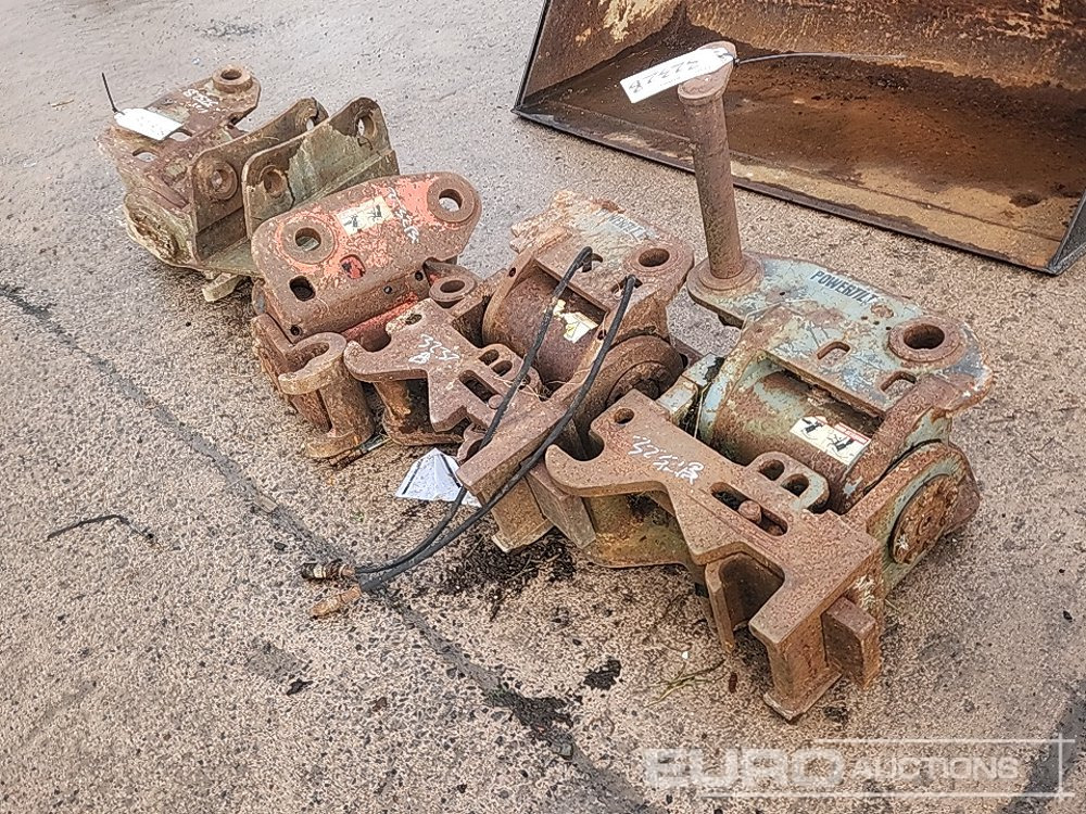 60/65mm Tilting Quick Hitch (4 of) Hitch Adaptor (1 of) - Acoplamiento rápido: foto 2 60/65mm Tilting Quick Hitch (4 of) Hitch Adaptor (1 of) - Acoplamiento rápido: foto 2