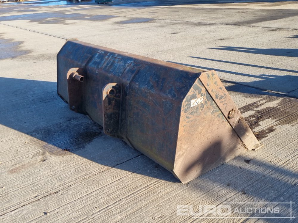 94" Loading Bucket to suit Manitou Telehandler - Cazo: foto 5 94" Loading Bucket to suit Manitou Telehandler - Cazo: foto 5