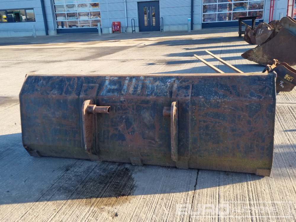 94" Loading Bucket to suit Manitou Telehandler - Cazo: foto 4 94" Loading Bucket to suit Manitou Telehandler - Cazo: foto 4