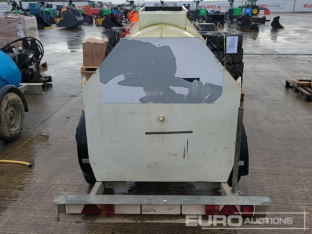 Bowser Supply 1000 Litre Single Axle Bunded Fuel Bowser - Tanque de almacenamiento: foto 4 Bowser Supply 1000 Litre Single Axle Bunded Fuel Bowser - Tanque de almacenamiento: foto 4