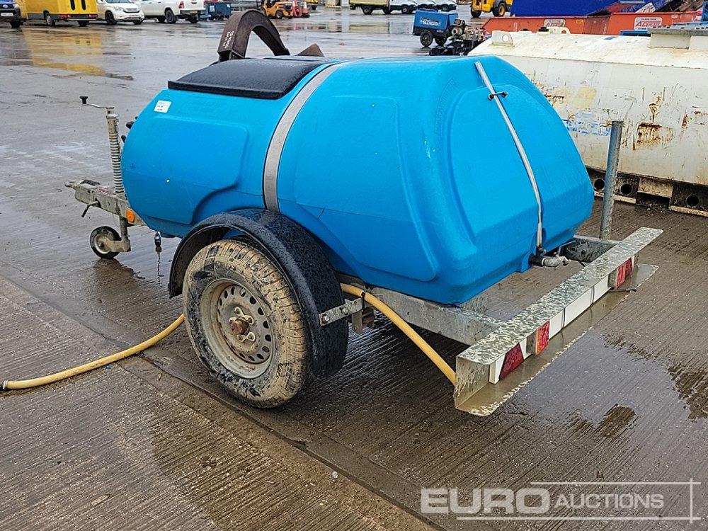 Bowser Supply Single Axle Plastic Water Bowser - Tanque de almacenamiento: foto 3 Bowser Supply Single Axle Plastic Water Bowser - Tanque de almacenamiento: foto 3