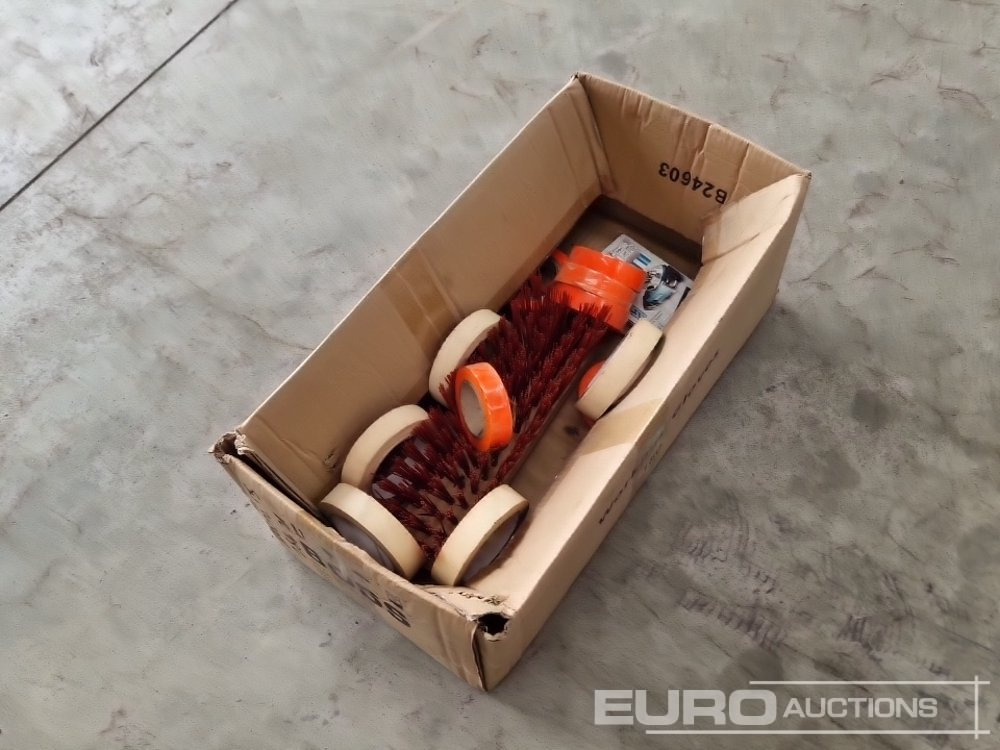 Box of Makita Jigsaw Blades, Brush Head, Masking Tape, Insulating Tape - Equipo de taller: foto 3 Box of Makita Jigsaw Blades, Brush Head, Masking Tape, Insulating Tape - Equipo de taller: foto 3