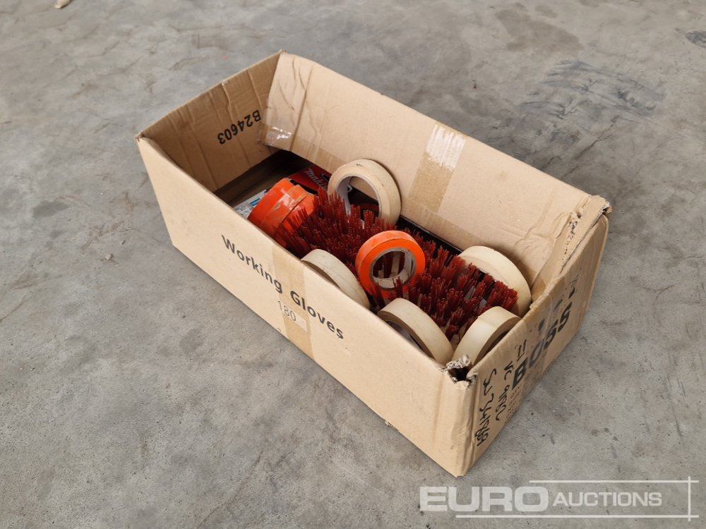 Box of Makita Jigsaw Blades, Brush Head, Masking Tape, Insulating Tape - Equipo de taller: foto 1 Box of Makita Jigsaw Blades, Brush Head, Masking Tape, Insulating Tape - Equipo de taller: foto 1