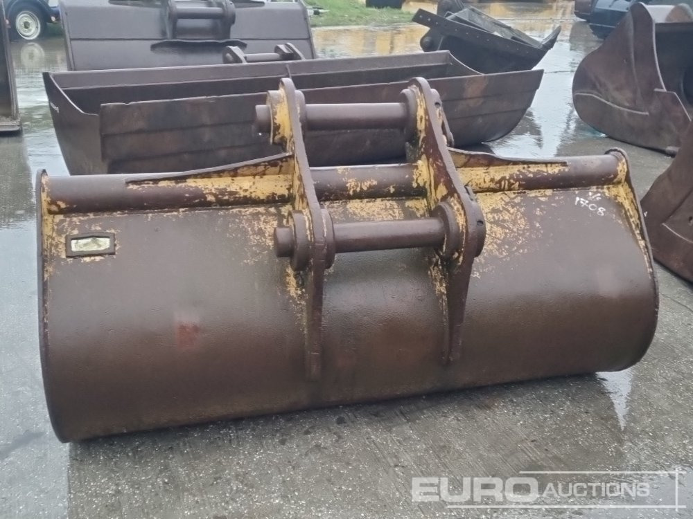 CAT 70" Ditching Bucket 80mm Pin to suit 20 Ton Excavator - Cazo: foto 4 CAT 70" Ditching Bucket 80mm Pin to suit 20 Ton Excavator - Cazo: foto 4