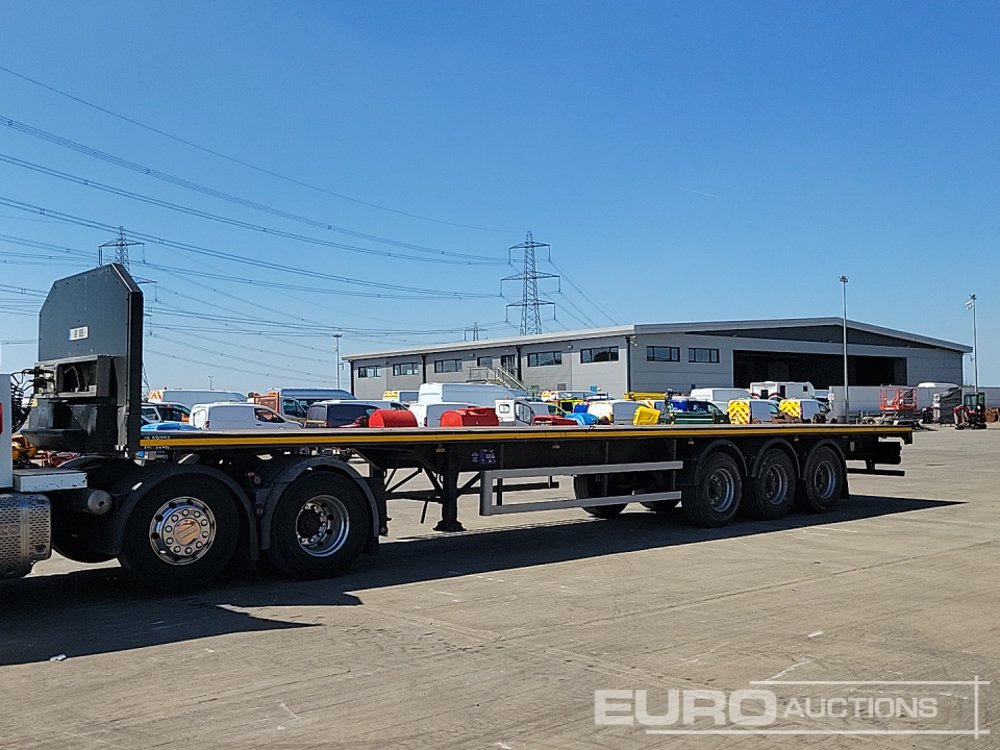 Cartwright Tri Axle Flatbed Trailer - Semirremolque plataforma/ Caja abierta: foto 1 Cartwright Tri Axle Flatbed Trailer - Semirremolque plataforma/ Caja abierta: foto 1