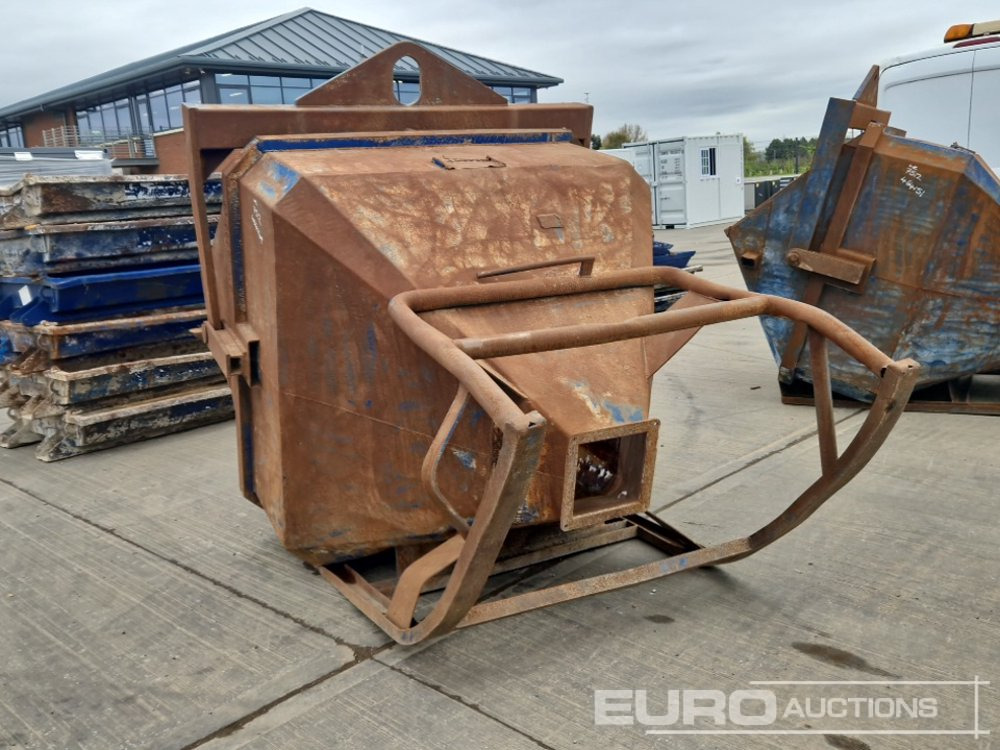 Conquip Concrete Pouring Skip to suit Crane - Contenedor basculante: foto 3 Conquip Concrete Pouring Skip to suit Crane - Contenedor basculante: foto 3