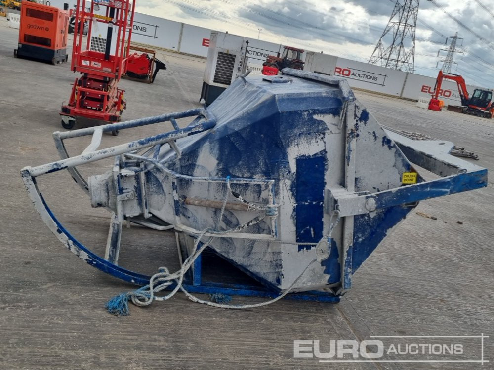 Conquip Concrete Pouring Skip to suit Crane - Contenedor basculante: foto 2 Conquip Concrete Pouring Skip to suit Crane - Contenedor basculante: foto 2