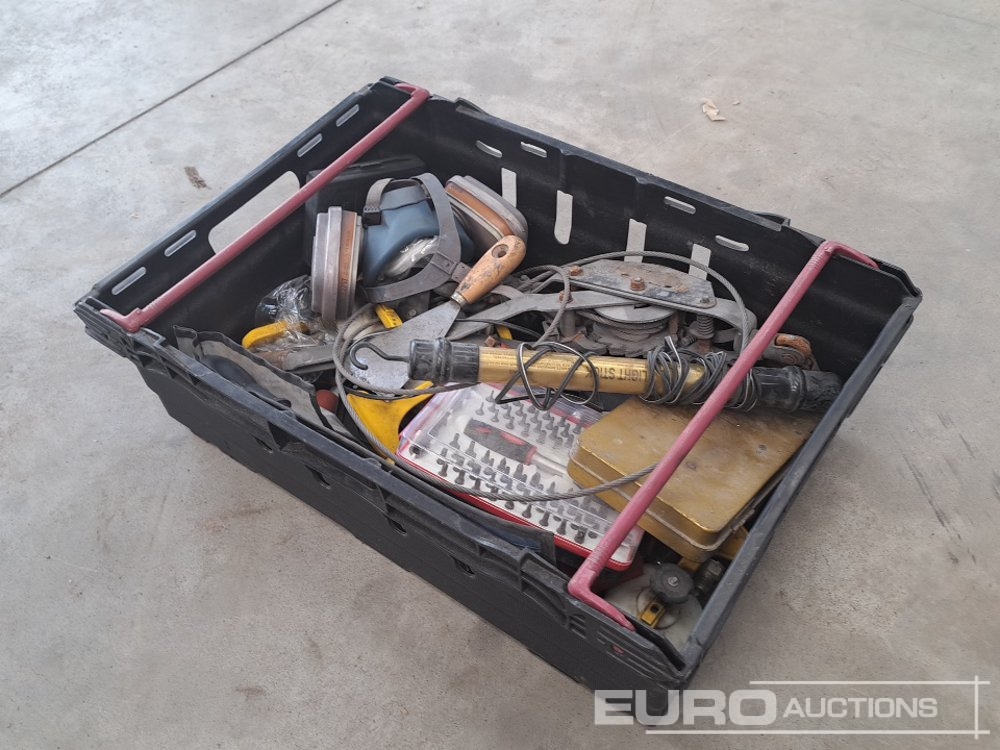 Crate of Miscellaneous Tools - Equipo de taller: foto 5 Crate of Miscellaneous Tools - Equipo de taller: foto 5