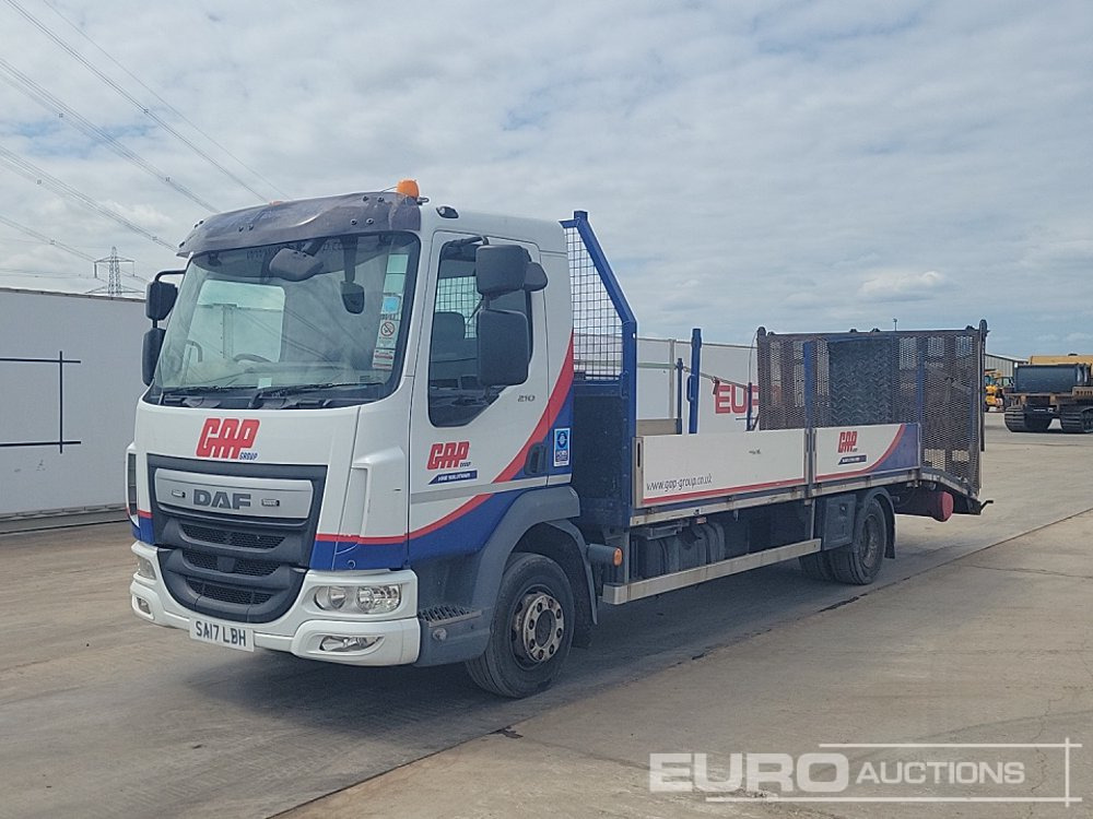 DAF LF210 - Camión caja abierta: foto 1 DAF LF210 - Camión caja abierta: foto 1