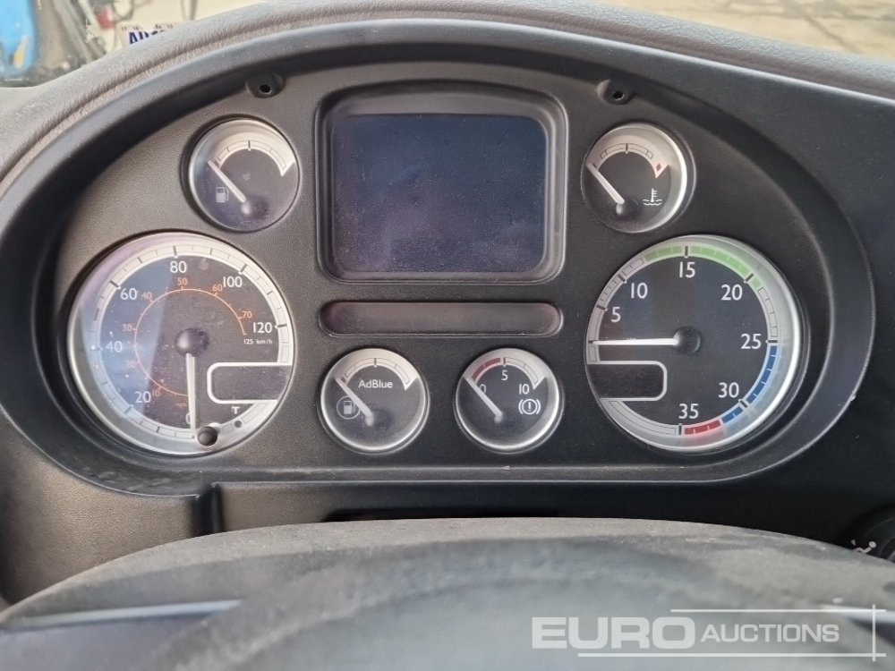 Barredora vial DAF LF55.160: foto 38