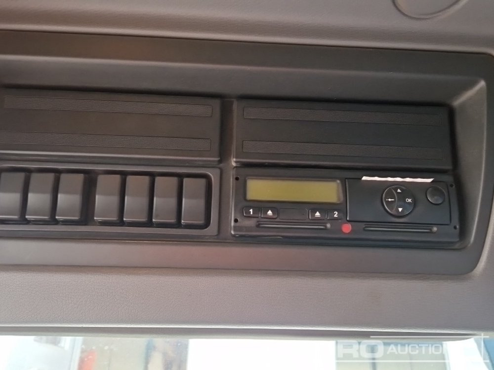 Barredora vial DAF LF55.160: foto 32
