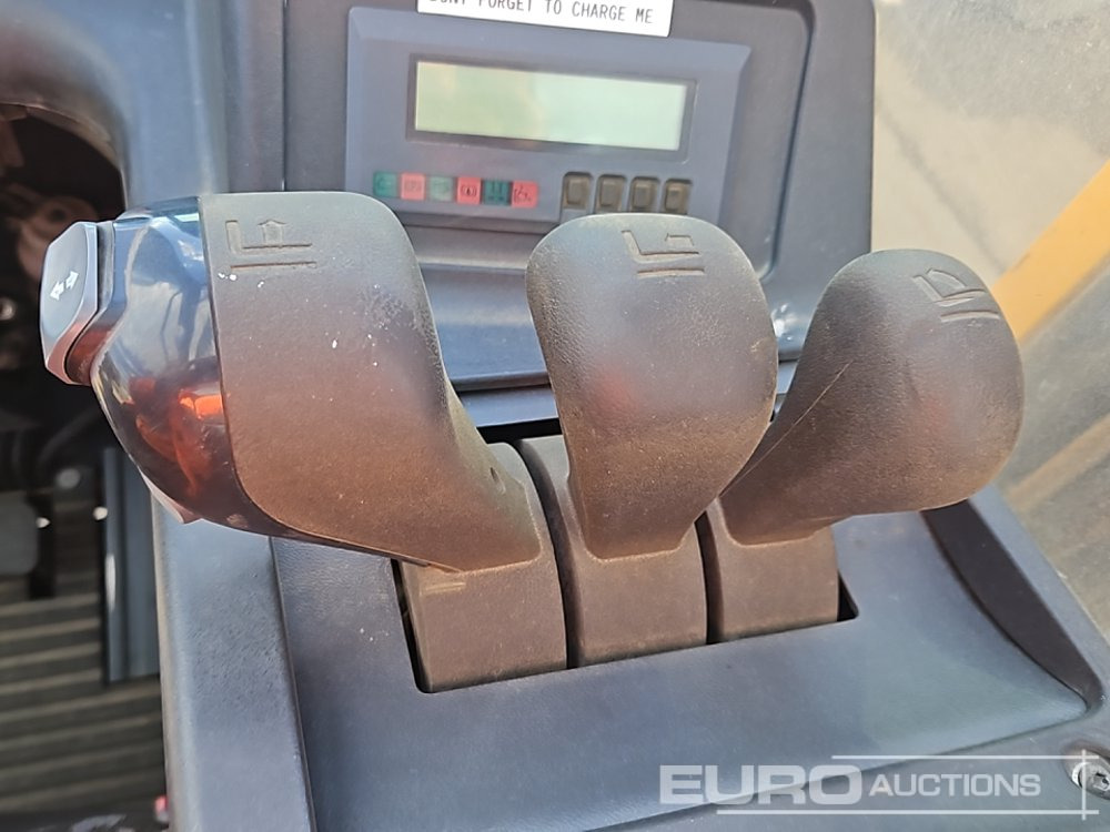 Equipo de manutención Jungheinrich ETM112: foto 27
