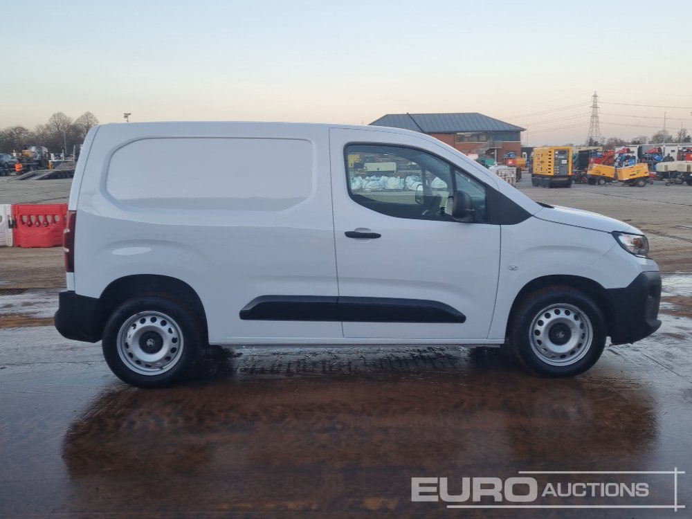 Furgoneta 2024 Vauxhall Combo: foto 6 Furgoneta 2024 Vauxhall Combo: foto 6