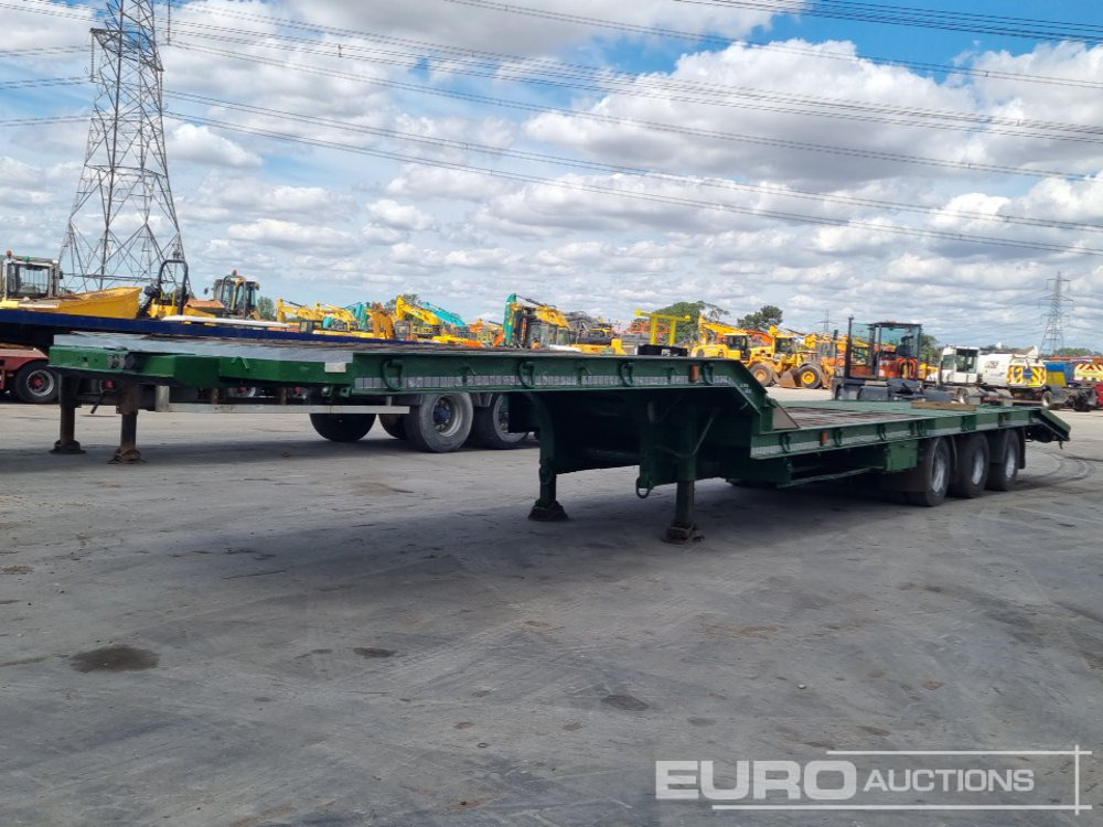General Trailers Tri Axle Step Frame Low Loader Trailer - Semirremolque góndola rebajadas: foto 1 General Trailers Tri Axle Step Frame Low Loader Trailer - Semirremolque góndola rebajadas: foto 1