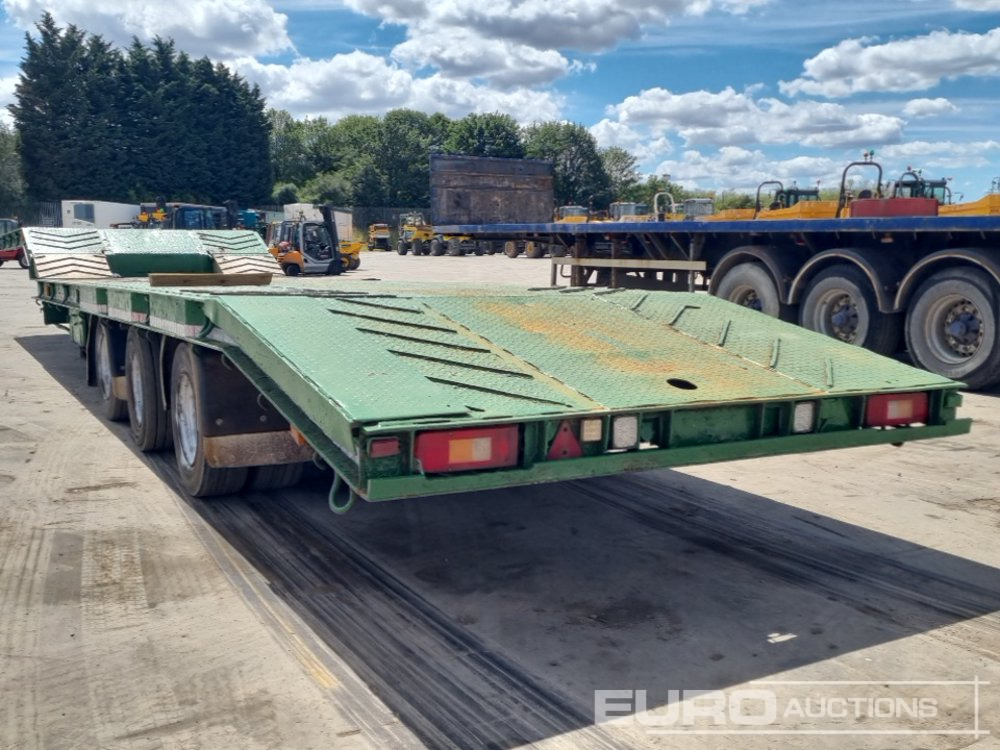 General Trailers Tri Axle Step Frame Low Loader Trailer - Semirremolque góndola rebajadas: foto 3 General Trailers Tri Axle Step Frame Low Loader Trailer - Semirremolque góndola rebajadas: foto 3