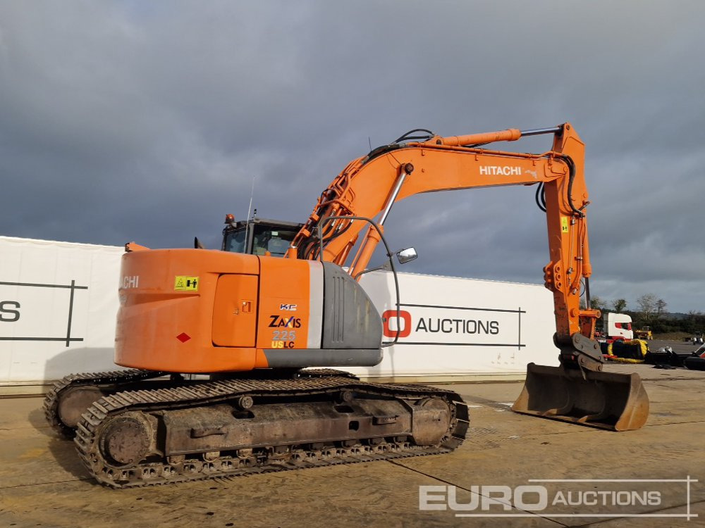 Hitachi ZX225USLC-3 - Excavadora de cadenas: foto 5 Hitachi ZX225USLC-3 - Excavadora de cadenas: foto 5