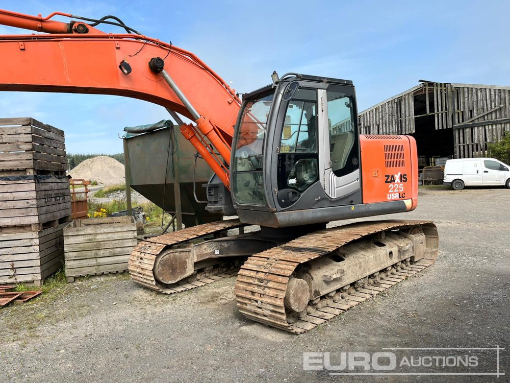 Hitachi ZX225USRLC-3 - Excavadora de cadenas: foto 5 Hitachi ZX225USRLC-3 - Excavadora de cadenas: foto 5