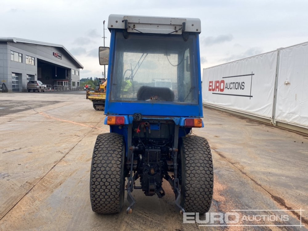 Iseki 321 - Mini tractor: foto 4 Iseki 321 - Mini tractor: foto 4