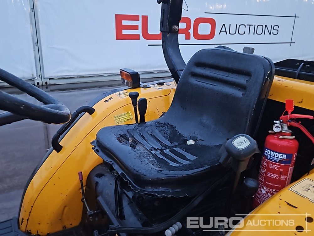 Mini tractor JCB 331HST: foto 28 Mini tractor JCB 331HST: foto 28