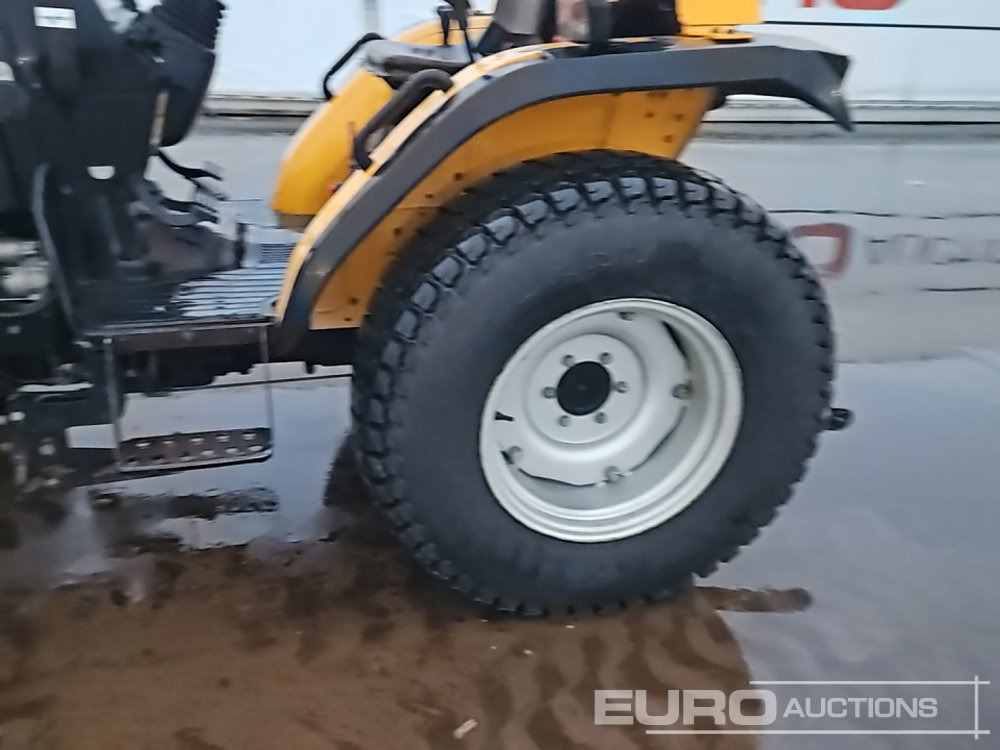 Mini tractor JCB 331HST: foto 10 Mini tractor JCB 331HST: foto 10