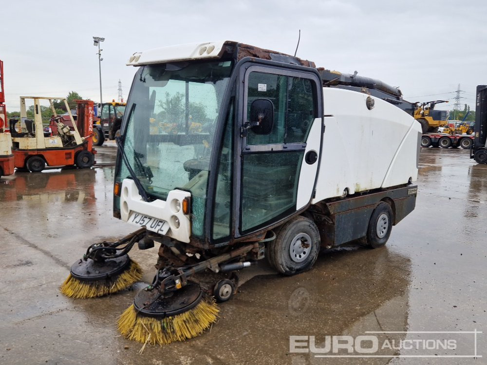 Johnston 142A 101T - Barredora vial: foto 1 Johnston 142A 101T - Barredora vial: foto 1