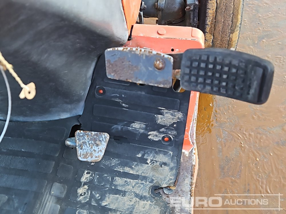 Mini tractor Kubota G2100: foto 24