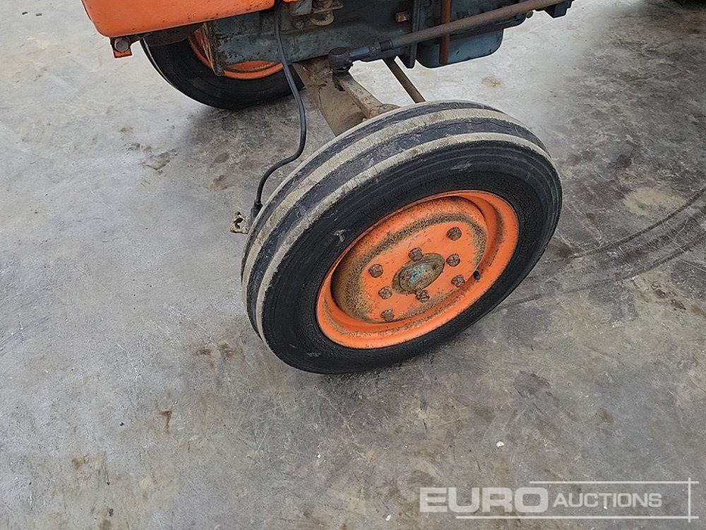 Mini tractor Kubota L1801: foto 9 Mini tractor Kubota L1801: foto 9