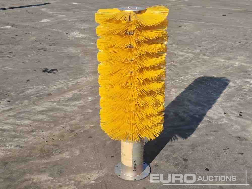 Unused 2025 Machpro Cleaning Brush - Maquinaria agrícola: foto 1 Unused 2025 Machpro Cleaning Brush - Maquinaria agrícola: foto 1