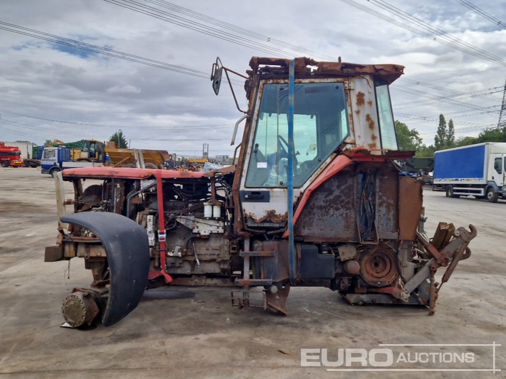 Massey Ferguson 4WD Tractor, 3 Spool Valve (Spares) - Tractor: foto 2 Massey Ferguson 4WD Tractor, 3 Spool Valve (Spares) - Tractor: foto 2