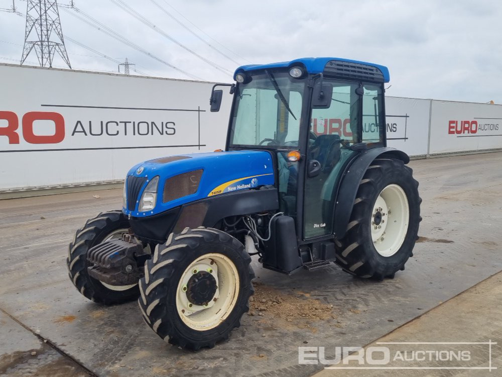 New Holland T4050F - Tractor: foto 1 New Holland T4050F - Tractor: foto 1