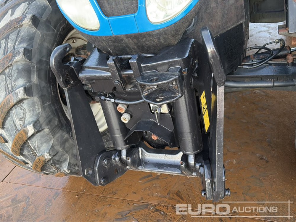 Tractor New Holland T7030: foto 17