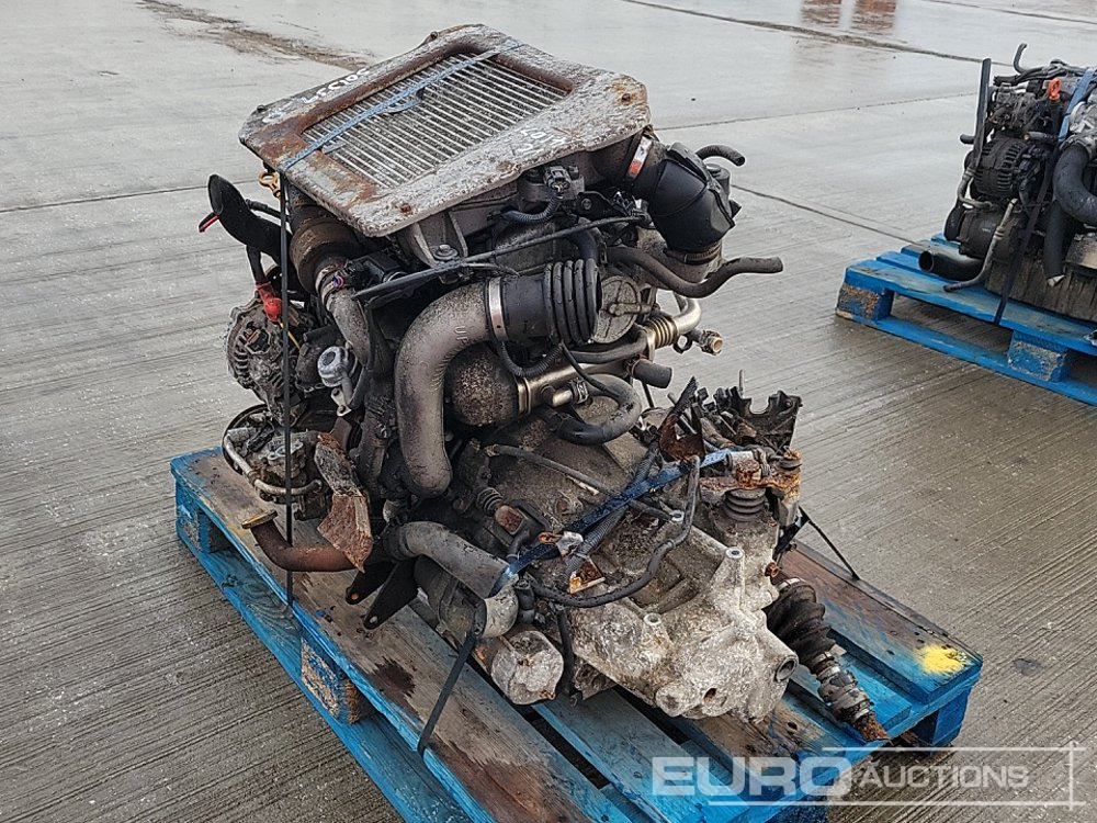 Nissan 4 Cylinder Engine, Gearbox - Motor: foto 3 Nissan 4 Cylinder Engine, Gearbox - Motor: foto 3