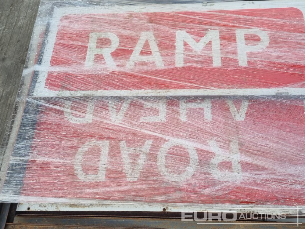 Equipo de construcción Pallet of Signs (2 of): foto 9