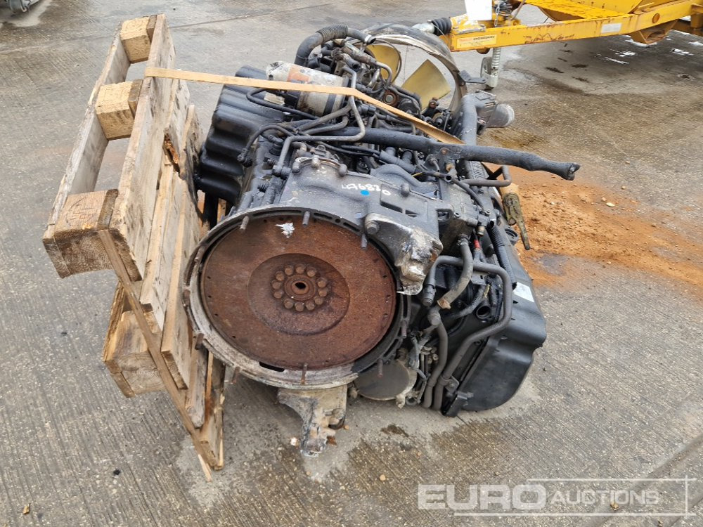 Renault 6 Cylinder Engine - Motor: foto 4 Renault 6 Cylinder Engine - Motor: foto 4