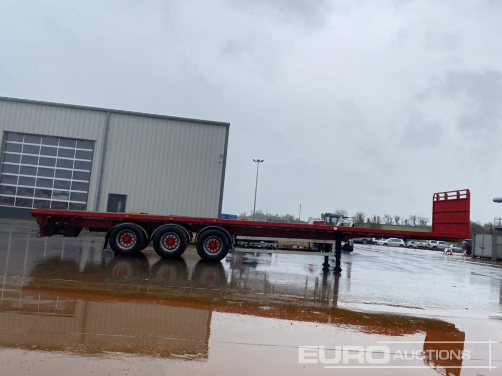 SDC 45' Tri Axle Flat Trailer, BPW Axles, Goal Post Sockets, Twist Locks - Semirremolque plataforma/ Caja abierta: foto 5 SDC 45' Tri Axle Flat Trailer, BPW Axles, Goal Post Sockets, Twist Locks - Semirremolque plataforma/ Caja abierta: foto 5