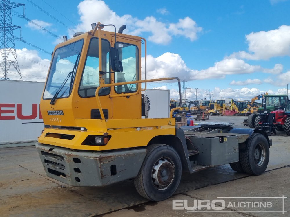 Terberg YT182 - Tractor industrial: foto 1 Terberg YT182 - Tractor industrial: foto 1