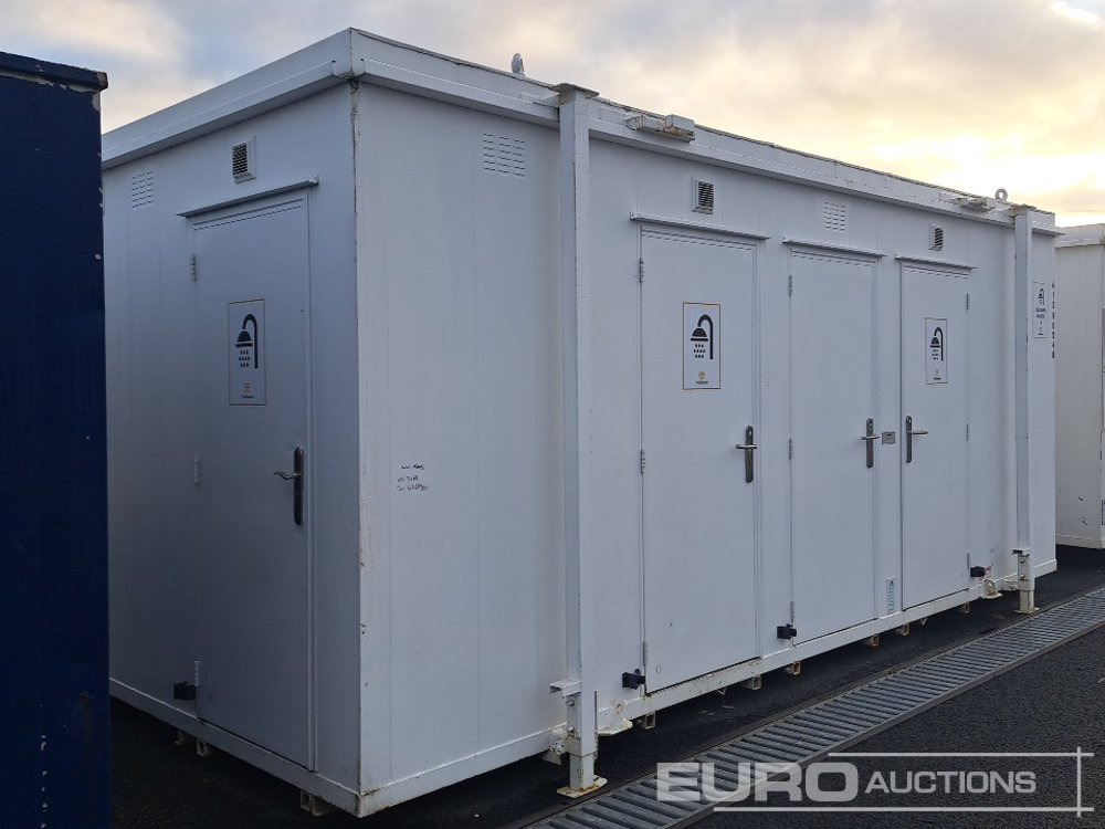 Thurston 20' x 9' Shower Block (No Keys) (Cannot Be Reconsigned) - Contenedor marítimo: foto 4 Thurston 20' x 9' Shower Block (No Keys) (Cannot Be Reconsigned) - Contenedor marítimo: foto 4