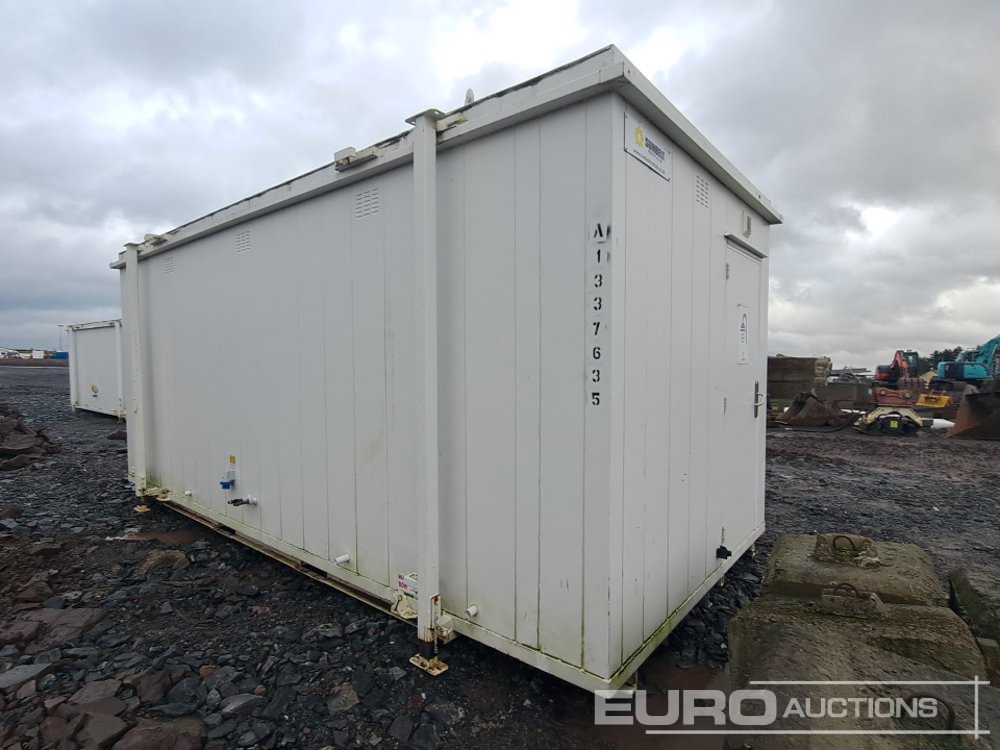 Thurston 20' x 9' Shower Block (No Keys) (Cannot Be Reconsigned) - Contenedor marítimo: foto 5 Thurston 20' x 9' Shower Block (No Keys) (Cannot Be Reconsigned) - Contenedor marítimo: foto 5