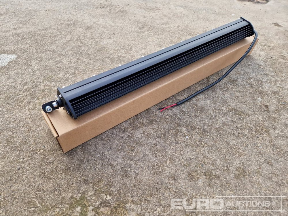 Unused 20" 180W Combo Beam LED Light Bar, Mounting Brackets, IP68 Waterproof - Equipo de taller: foto 4 Unused 20" 180W Combo Beam LED Light Bar, Mounting Brackets, IP68 Waterproof - Equipo de taller: foto 4