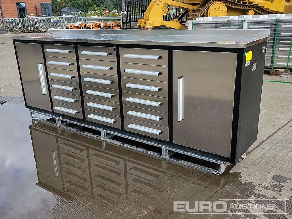 Unused 2025 10' Work Bench, 18 Drawers, 2 Cabinets - Equipo de taller: foto 1 Unused 2025 10' Work Bench, 18 Drawers, 2 Cabinets - Equipo de taller: foto 1