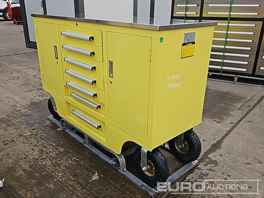 Unused 2025 4.5' Work Bench, 7 Drawers, 2 Cabinets - Equipo de construcción: foto 1 Unused 2025 4.5' Work Bench, 7 Drawers, 2 Cabinets - Equipo de construcción: foto 1