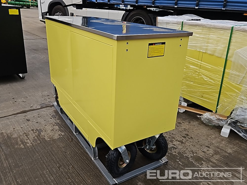 Unused 2025 4.5' Work Bench, 7 Drawers, 2 Cabinets - Equipo de construcción: foto 5 Unused 2025 4.5' Work Bench, 7 Drawers, 2 Cabinets - Equipo de construcción: foto 5