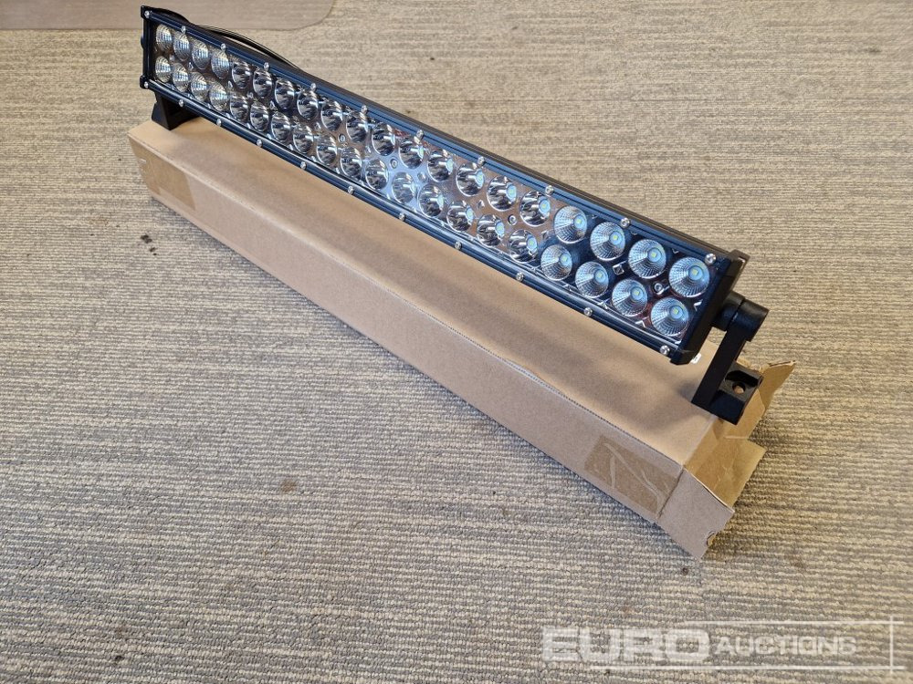 Unused 21.5" 120W Combo Beam LED Light Bar, Mounting Brackets, IP67 Waterproof - Equipo de taller: foto 1 Unused 21.5" 120W Combo Beam LED Light Bar, Mounting Brackets, IP67 Waterproof - Equipo de taller: foto 1